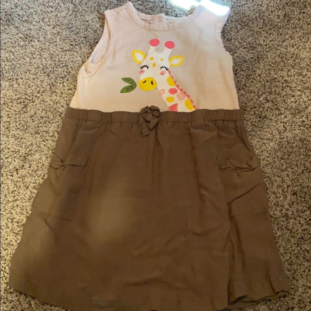 Girls dress